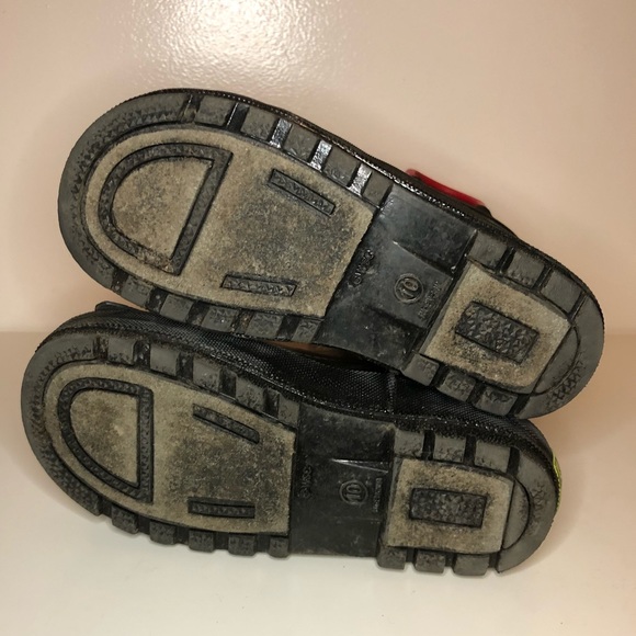 Boys Darth Vader Rain Boots - Picture 5 of 5